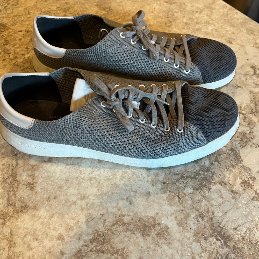 Mens GrandPro Cole Haan sneakers. Very light wear, Excellent condition!